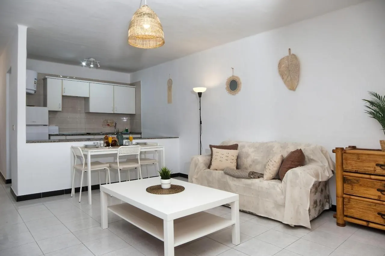 Suite Zefiro A 500M From The Beach, Fast Wifi Puerto del Carmen Nyaraló
